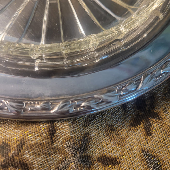 Wm Rogers Meadowbrook Silver Plate and Glass Crudite Plate Tray 8.75 inches
