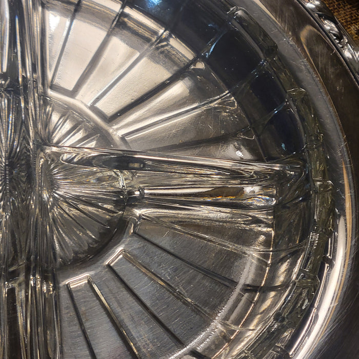 Wm Rogers Meadowbrook Silver Plate and Glass Crudite Plate Tray 8.75 inches