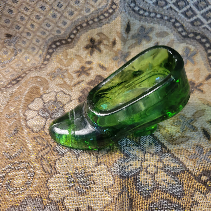 Heavy Green Vintage Crystal Shoe with Beaded Band Chunky Heel 4.25 x 3 inches Ashtray